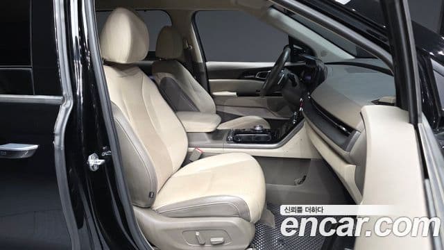 Kia Carnival 2021 — Şəkil 18/20