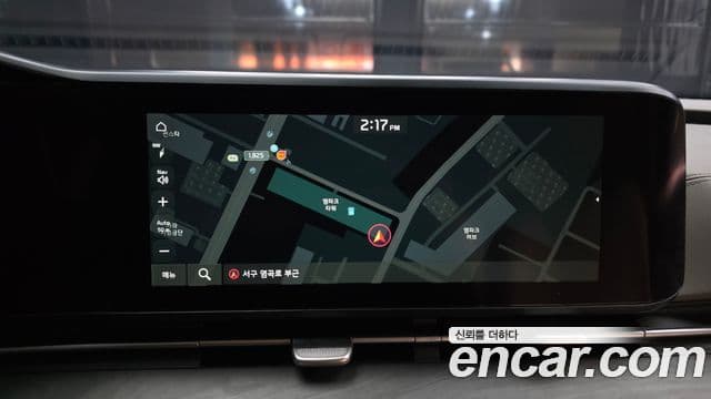Kia Carnival 2021 — Şəkil 17/20