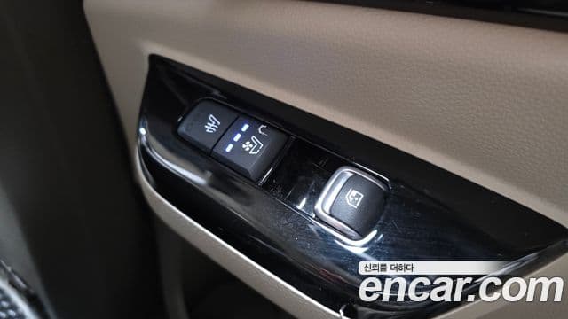 Kia Carnival 2021 — Şəkil 13/20