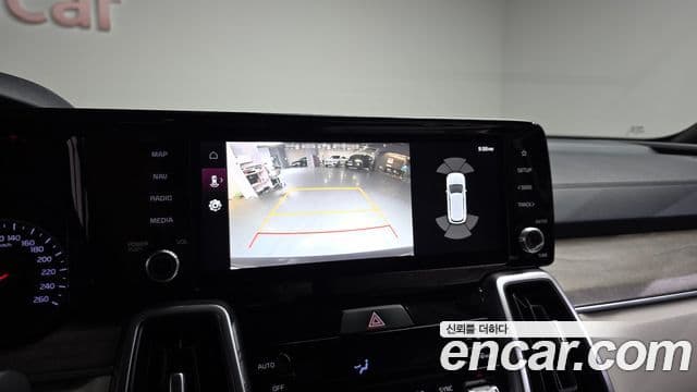 Kia Sorento 2021 — Şəkil 15/20