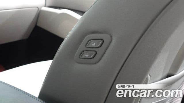 Kia Sorento 2021 — Şəkil 18/20