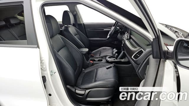 Kia Seltos 2020 — ფოტო 3/20