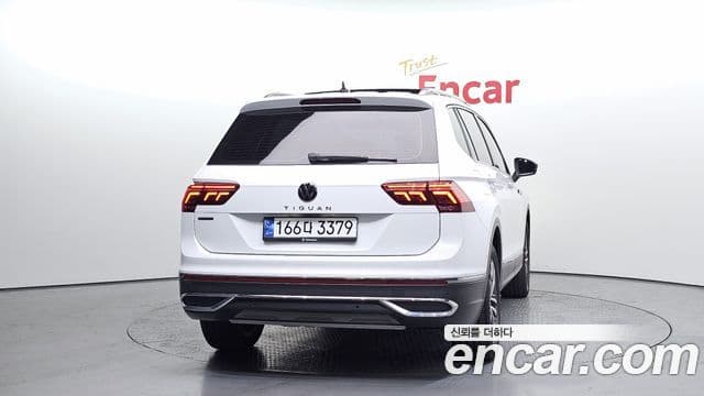 Volkswagen Tiguan Allspace 2023 — фото 4 из 20