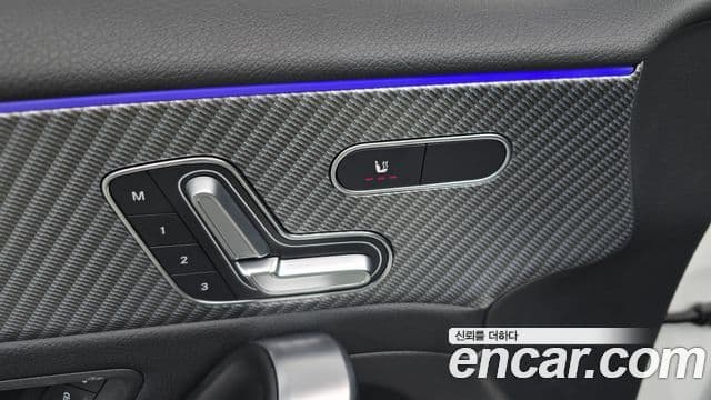 Mercedes-Benz A-Class 2024 — Photo 17/20