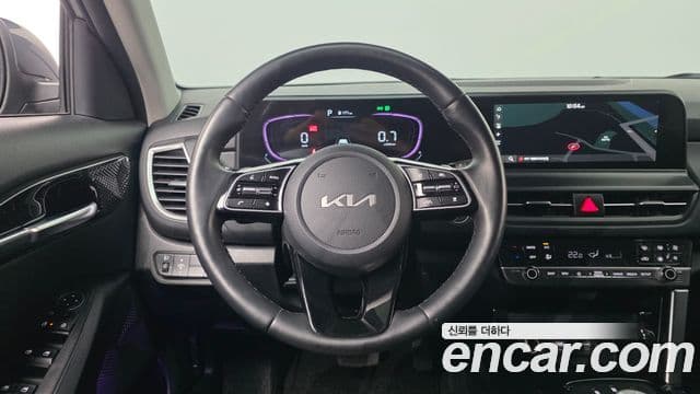 Kia Seltos 2022 — фото 15 из 20