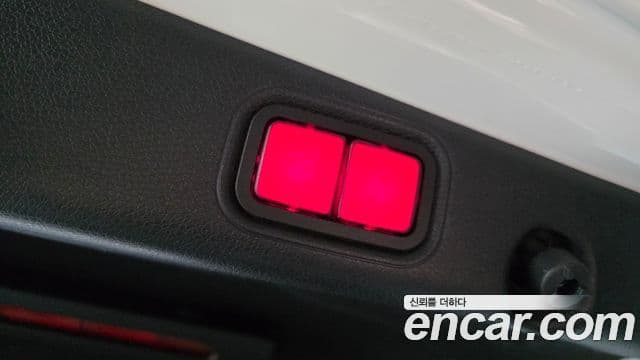 Mercedes-Benz E-Class 2018 — Şəkil 16/20