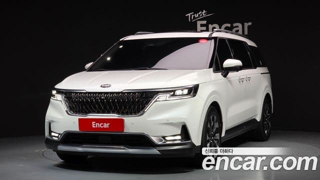 Kia Carnival 2021 — ფოტო 1/20
