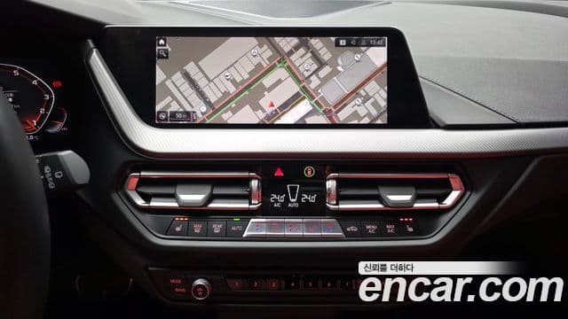BMW 1 Series 2022 — Şəkil 13/20