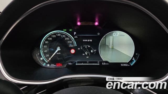 Genesis Electrified G80 2022 — Şəkil 8/20