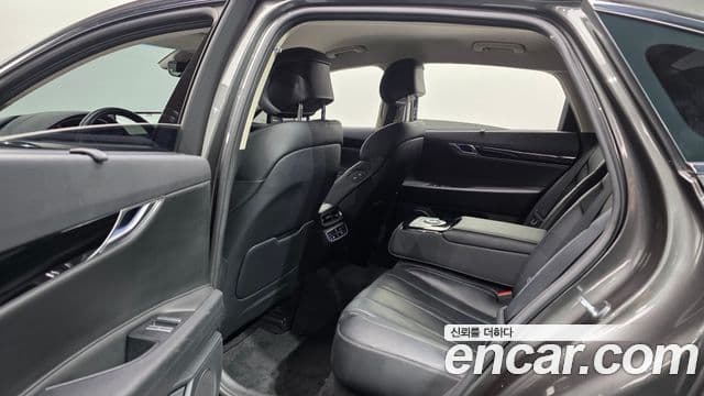 Genesis Electrified G80 2022 — Şəkil 12/20