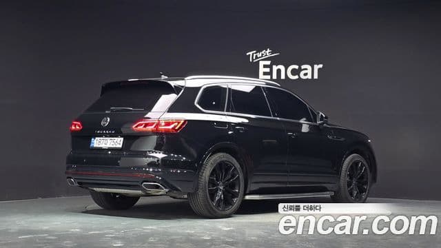 Volkswagen Touareg 2023 — Şəkil 2/20
