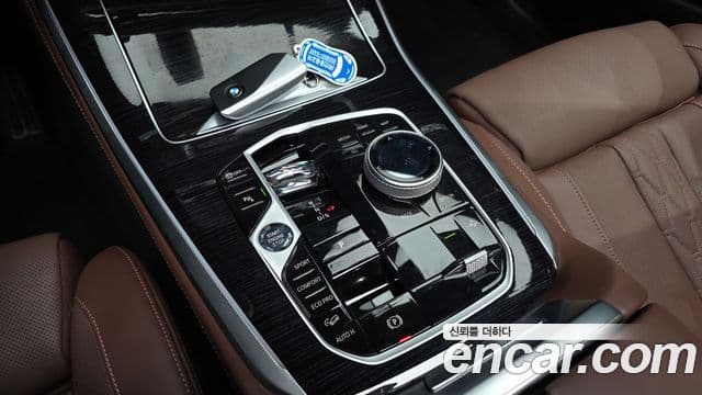 BMW X5 2025 — Фото 18/20