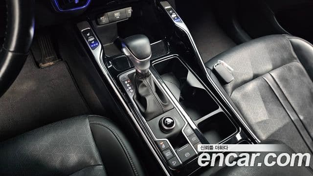 Kia Sorento 2022 — ფოტო 9/20