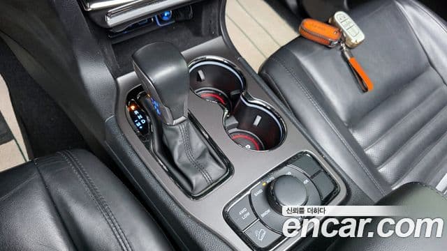 Jeep Grand Cherokee 2020 — ფოტო 9/20