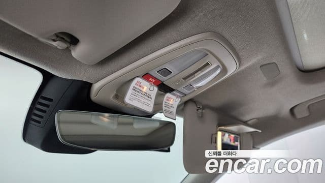 Volvo XC40 2025 — ფოტო 19/20
