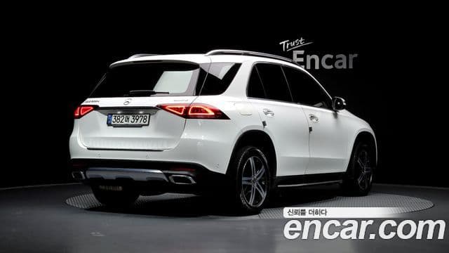 Mercedes-Benz GLE-Class 2020 — Şəkil 2/20