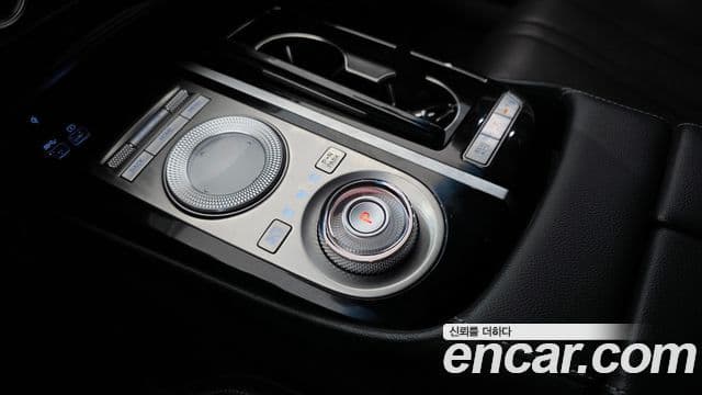 Genesis Electrified G80 2021 — Фото 9/20