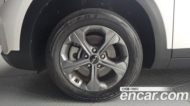 Kia Seltos 2024 — Şəkil 5/20