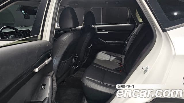 Kia Seltos 2024 — Şəkil 12/20