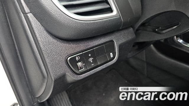 Kia Seltos 2024 — Şəkil 18/20