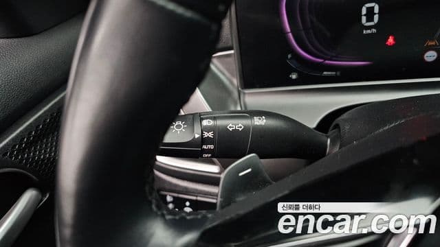 Kia Seltos 2024 — Şəkil 19/20
