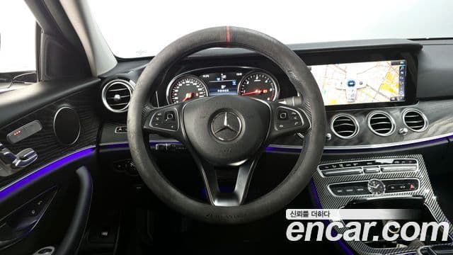 Mercedes-Benz E-Class 2018 — Şəkil 13/20