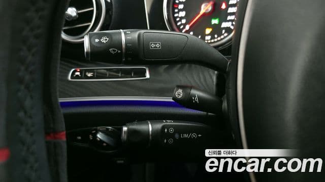 Mercedes-Benz E-Class 2018 — Şəkil 18/20