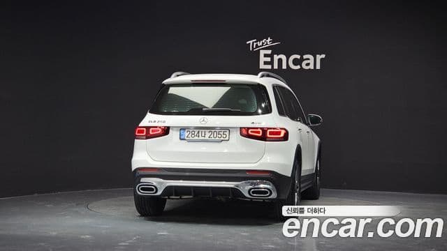 Mercedes-Benz GLB-Class 2023 — Фото 4/20