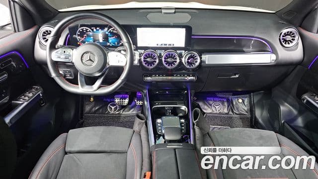 Mercedes-Benz GLB-Class 2023 — Фото 7/20