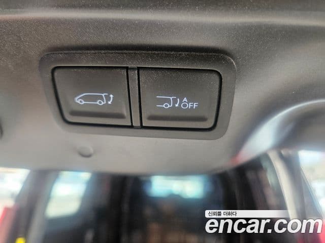 Hyundai Staria 2025 — Şəkil 14/17