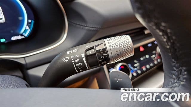 Genesis GV80 2023 — фото 18 из 20