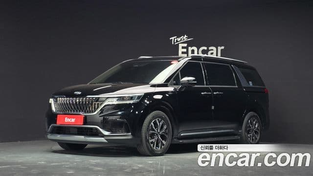 Kia Carnival 2021 — Фото 1/20