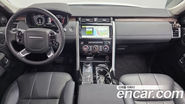 Land Rover Discovery 5 2020 — ფოტო 7/20