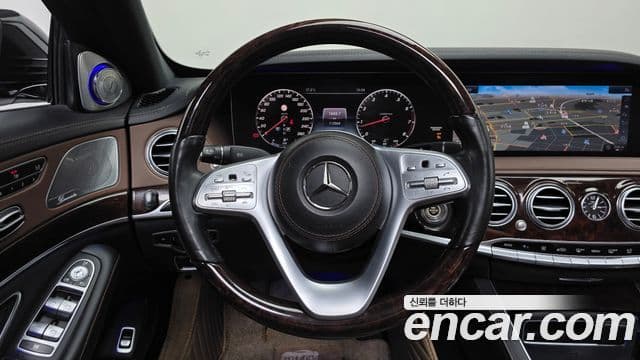 Mercedes-Benz S-Class 2018 — ფოტო 13/20