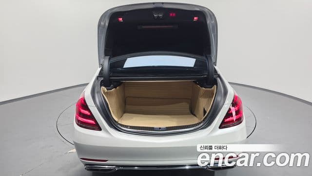 Mercedes-Benz S-Class 2018 — ფოტო 20/20
