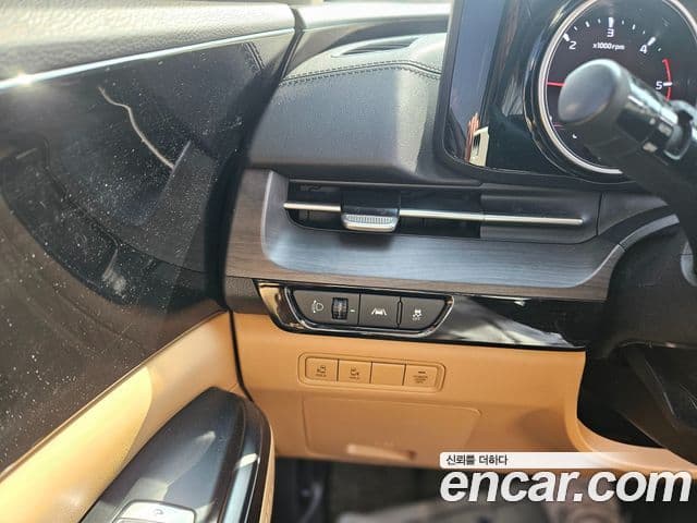 Kia Carnival 2022 — Şəkil 14/20