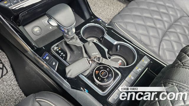 Kia Mohave The Master 2022 — Photo 10/20