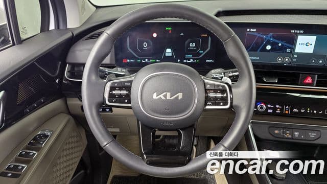 Kia Carnival 2024 — Фото 13/20
