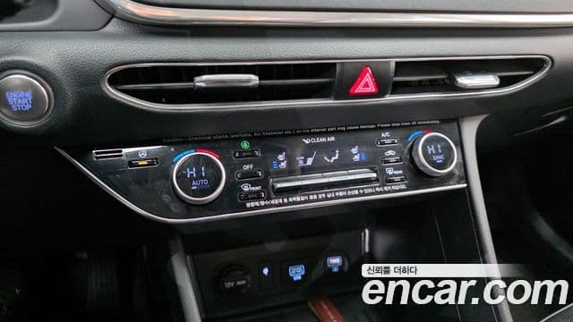 Hyundai Sonata Hybrid 2020 — ფოტო 2/20