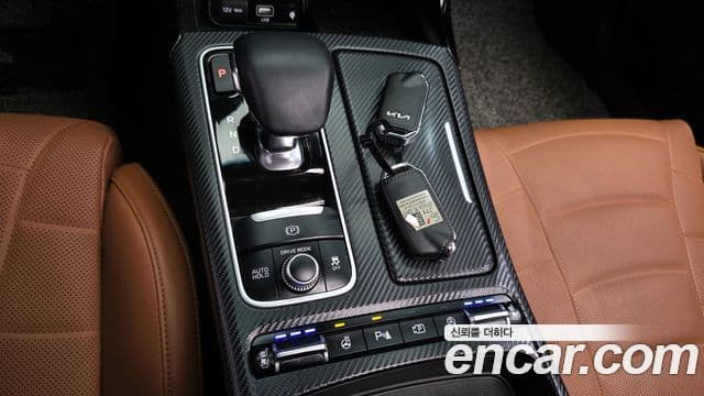Kia Stinger 2023 — фото 9 из 20