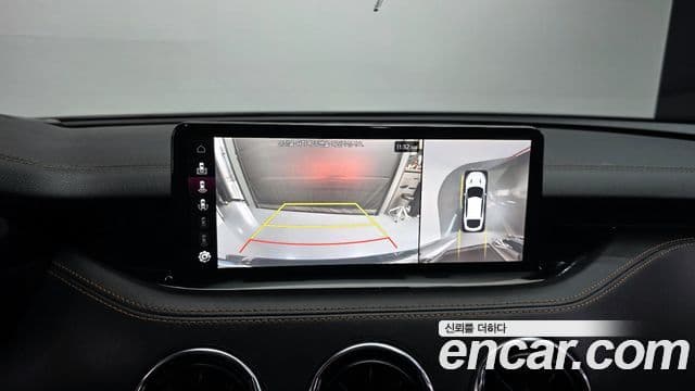 Kia Stinger 2023 — Şəkil 16/20