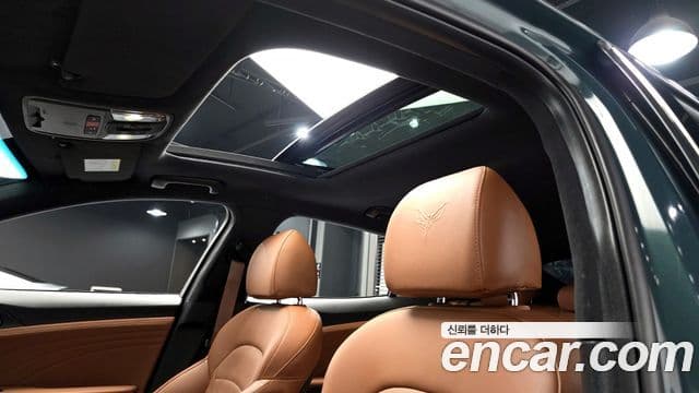 Kia Stinger 2023 — Şəkil 20/20