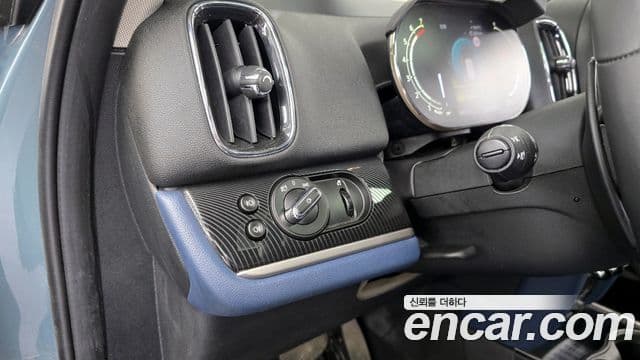 Mini Cooper S Countryman 2022 — фото 17 из 20