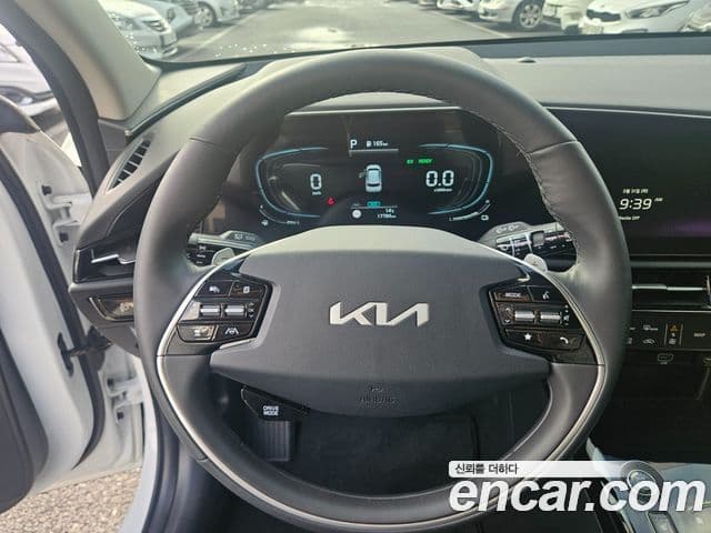 Kia Niro 2024 — ფოტო 11/20