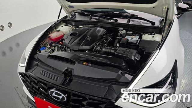 Hyundai Sonata 2021 — ფოტო 6/20