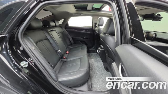 Kia K5 2020 — ფოტო 19/20