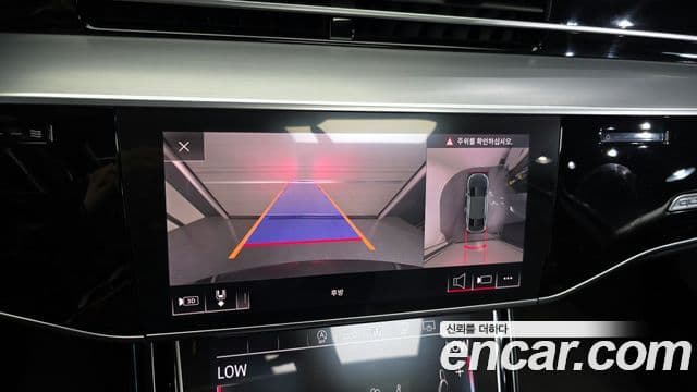 Audi A8 2019 — ფოტო 15/20