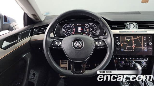 Volkswagen Arteon 2019 — ფოტო 13/20