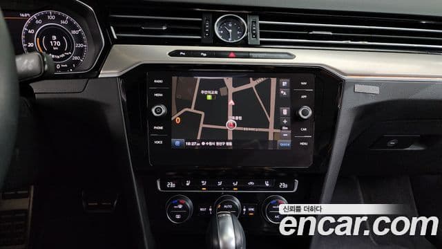 Volkswagen Arteon 2019 — ფოტო 14/20