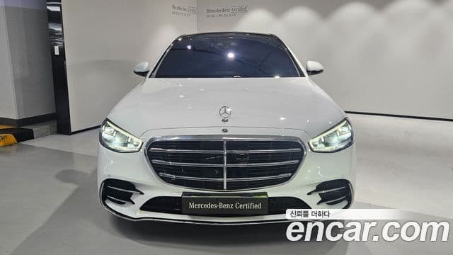 Mercedes-Benz S-Class 2025 — Photo 16/20